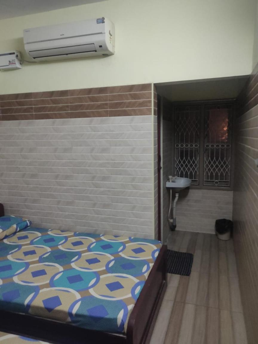 Sri Vari Residency Hostel Vellore Kültér fotó